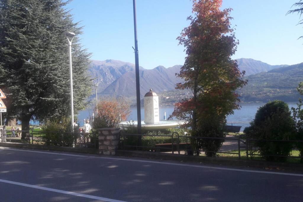 Appartamento Sul Lago D'Iseo تافيرنولا بيرغاماسكا المظهر الخارجي الصورة