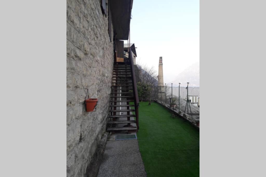 Appartamento Sul Lago D'Iseo تافيرنولا بيرغاماسكا المظهر الخارجي الصورة